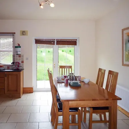 Ferienhaus Cois Chnoic By Trident Homes Dingle